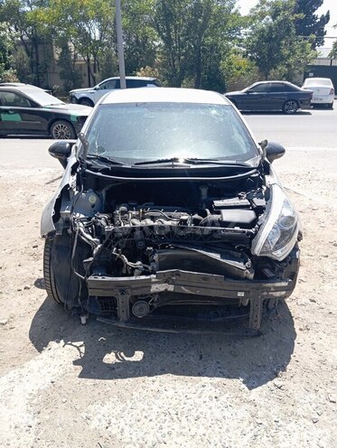 Kia Rio 2012, 200,000 km - 1.4 л - Bakı