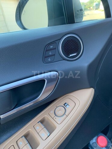 Hyundai Sonata-11