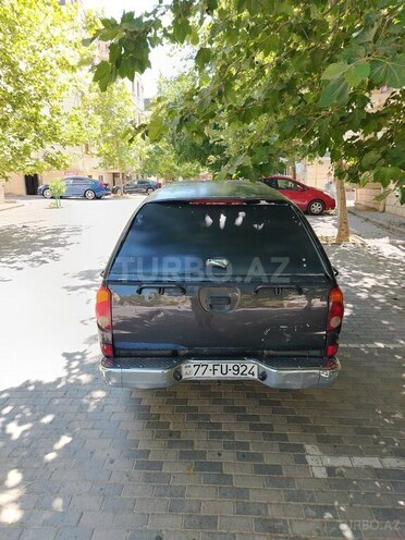 Mitsubishi L200 2012, 273,000 km - 2.5 l - Bakı
