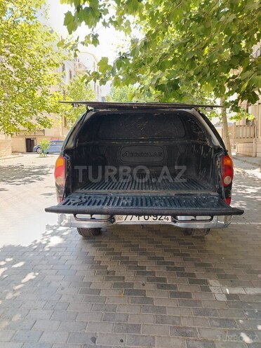 Mitsubishi L200 2012, 273,000 km - 2.5 l - Bakı
