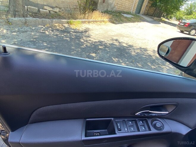 Chevrolet Cruze 2015, 130,000 km - 1.4 l - Yevlax