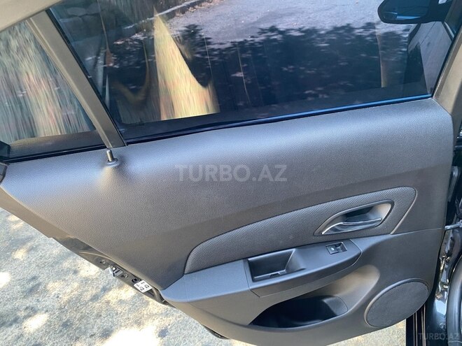 Chevrolet Cruze 2015, 130,000 km - 1.4 l - Yevlax