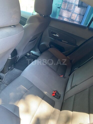 Chevrolet Cruze 2015, 130,000 km - 1.4 l - Yevlax