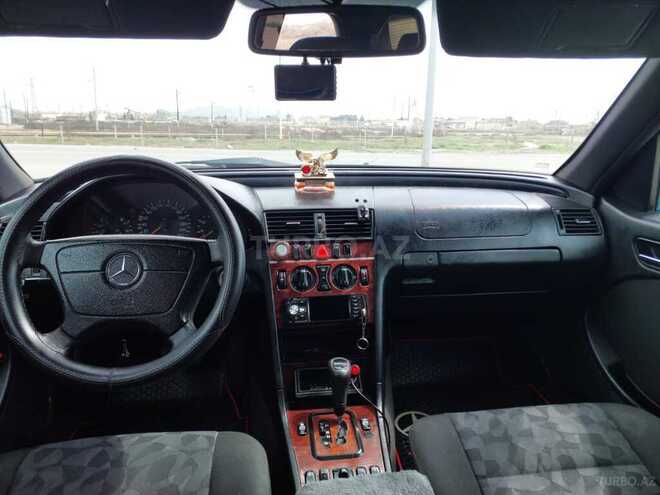 Mercedes C 240 1999, 331,477 km - 2.6 л - Şirvan