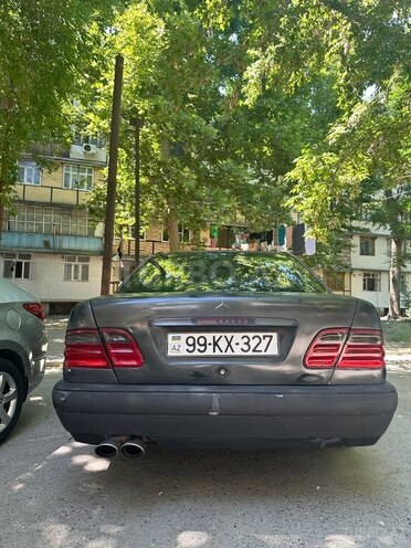 Mercedes E 230 1997, 415,000 km - 2.3 l - Mingəçevir