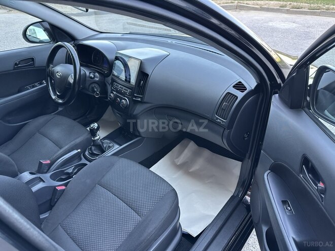 Hyundai i30 2011, 172,000 km - 1.6 l - Bakı
