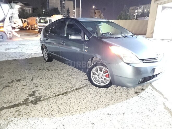 Toyota Prius 2005, 300,000 km - 1.5 l - Bakı