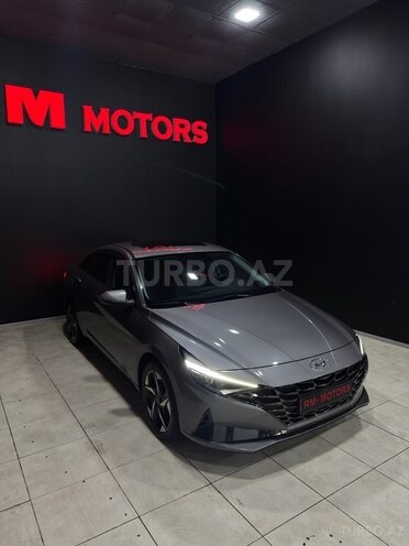 Hyundai Elantra-5