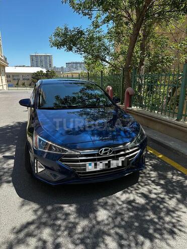 Hyundai Elantra 2019, 175,000 km - 2.0 л - Bakı