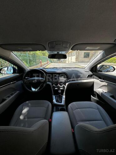 Hyundai Elantra 2019, 175,000 km - 2.0 л - Bakı