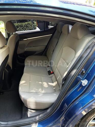 Hyundai Elantra 2019, 175,000 km - 2.0 л - Bakı