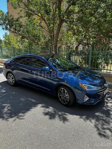 Hyundai Elantra 2019, 175,000 km - 2.0 л - Bakı