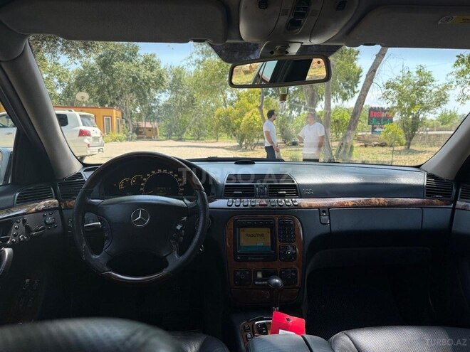 Mercedes S 320 2002, 358,687 km - 3.2 l - Salyan