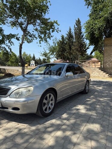 Mercedes S 320 2002, 358,687 km - 3.2 l - Salyan