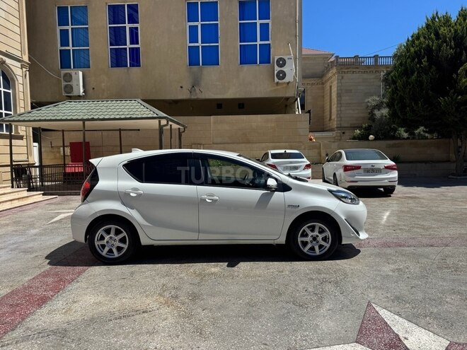 Toyota Aqua 2019, 70,000 km - 1.5 л - Bakı