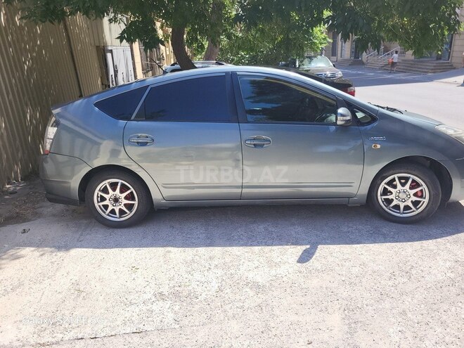 Toyota Prius 2005, 300,000 km - 1.5 l - Bakı