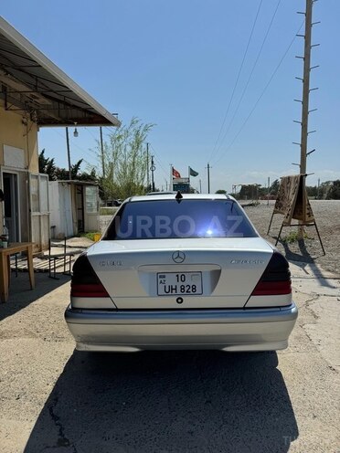 Mercedes C 320 1999, 338,712 km - 3.2 л - Salyan