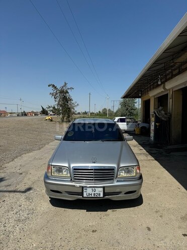 Mercedes C 320 1999, 338,712 km - 3.2 л - Salyan