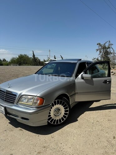 Mercedes C 320 1999, 338,712 km - 3.2 л - Salyan