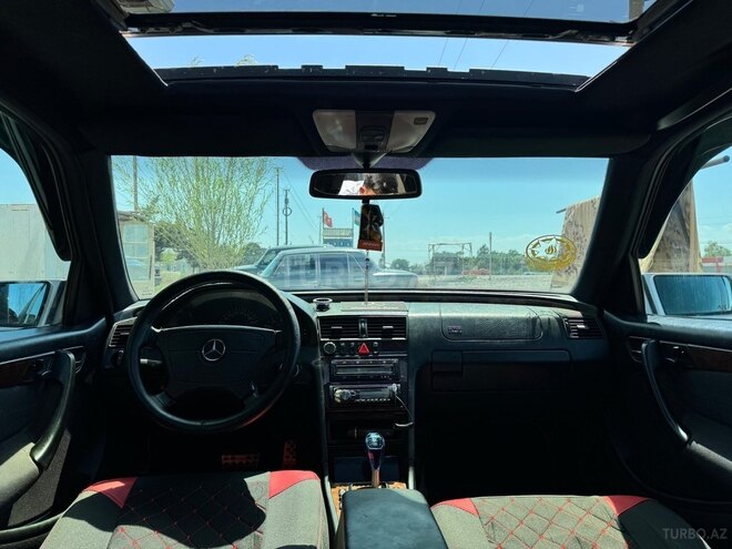 Mercedes C 320 1999, 338,712 km - 3.2 л - Salyan