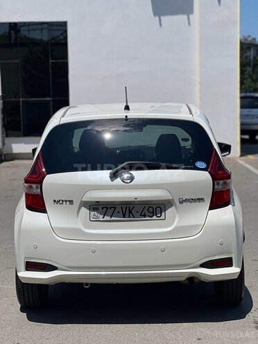 Nissan Note-9