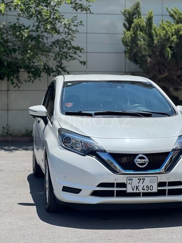 Nissan Note-8