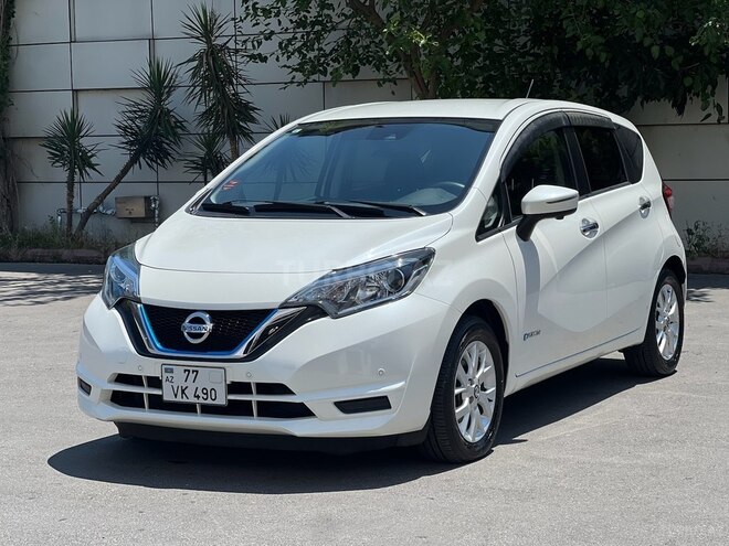 Nissan Note-5