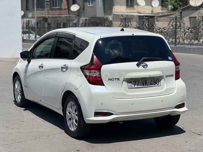 Nissan Note-4