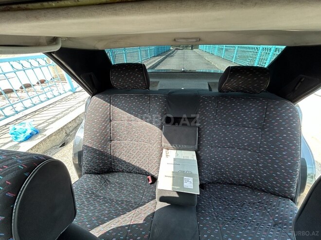 Mercedes E 200 1994, 465,680 km - 2.0 л - Quba