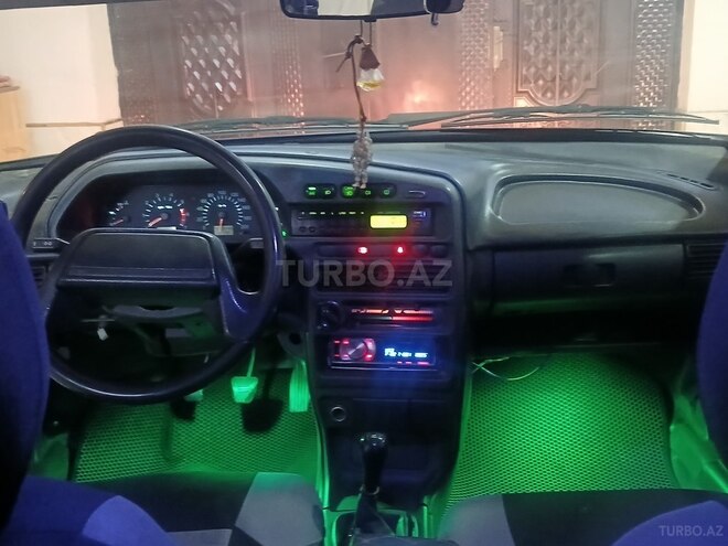 LADA (VAZ) 2115 2011, 200,000 km - 1.6 l - Şəmkir