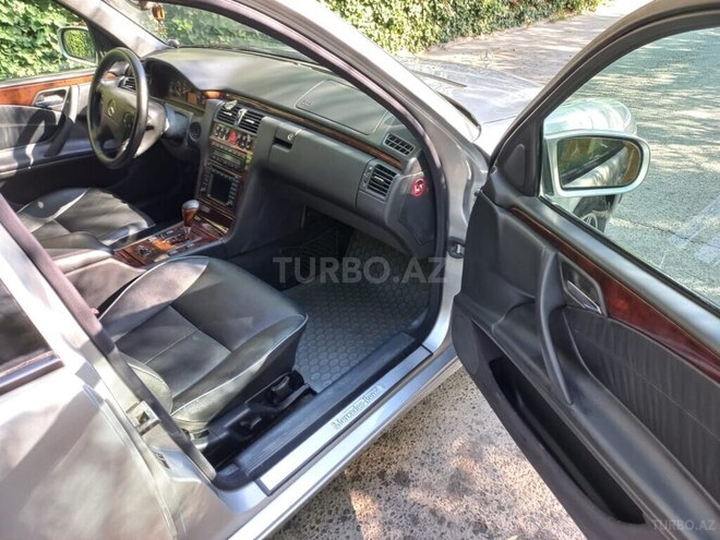 Mercedes E 280 2000, 180,000 km - 2.8 l - Sumqayıt