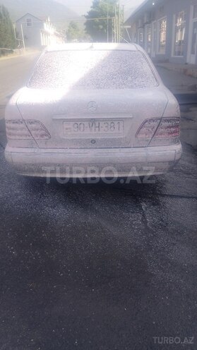 Mercedes E 200 2001, 380,000 km - 2.0 l - Oğuz