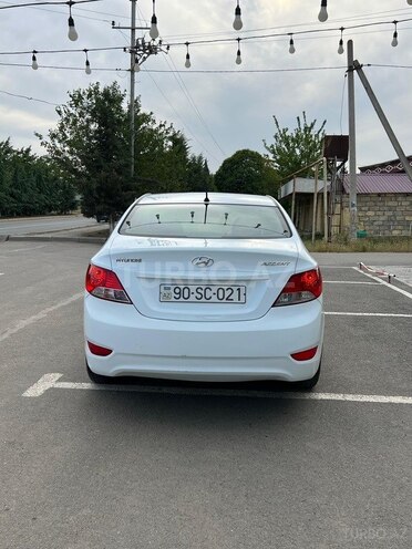 Hyundai Accent 2013, 212,000 km - 1.6 l - Bakı