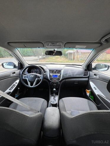 Hyundai Accent 2013, 212,000 km - 1.6 l - Bakı