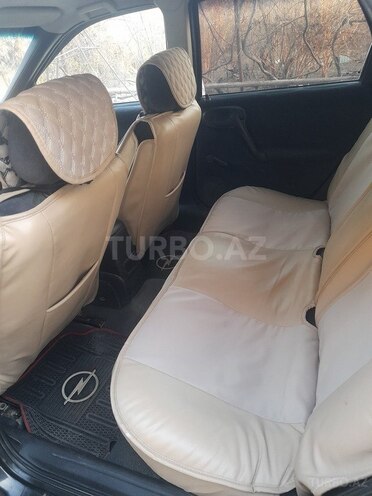 Opel Vectra 1998, 100 km - 2.0 l - Qazax