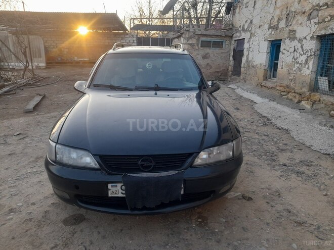 Opel Vectra 1998, 100 km - 2.0 l - Qazax