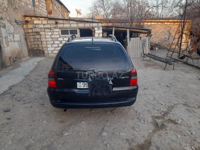 Opel Vectra 1998, 100 km - 2.0 l - Qazax