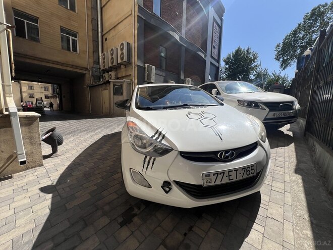 Hyundai Elantra 2013, 241,402 km - 1.8 l - Bakı
