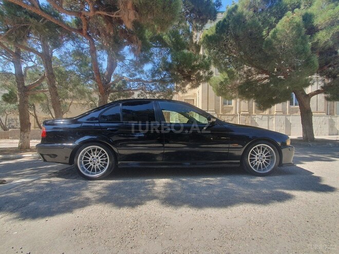 BMW 528 1999, 264,000 km - 2.8 l - Bakı