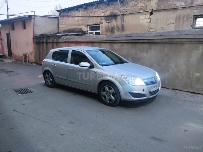 Opel Astra 2007, 260,000 km - 1.4 л - Bakı