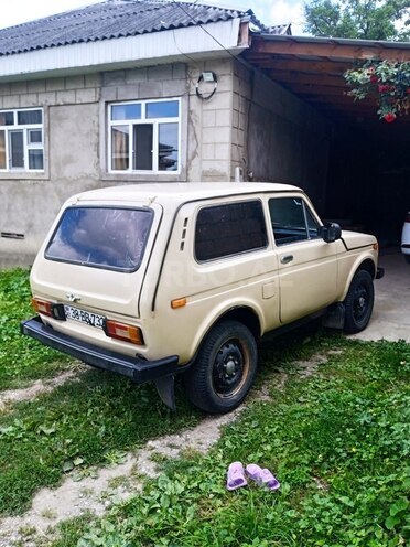 LADA (VAZ) Niva 1979, 70,000 km - 1.6 l - Quba