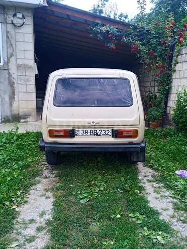 LADA (VAZ) Niva 1979, 70,000 km - 1.6 l - Quba