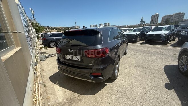 Kia Sorento-18