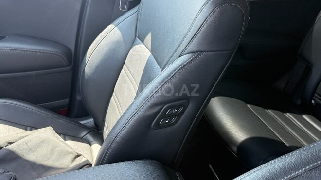 Kia Sorento-8