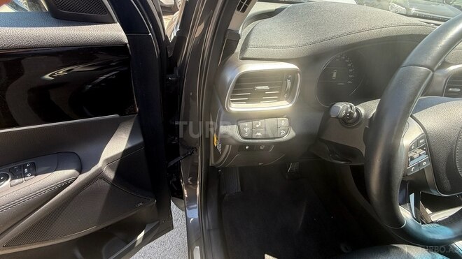 Kia Sorento-15