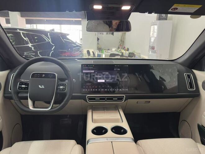 Li Auto L7-8