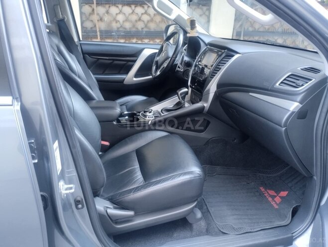 Mitsubishi Pajero Sport 2018, 90,738 km - 3.0 l - Bakı