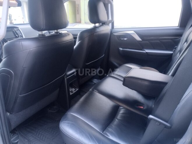 Mitsubishi Pajero Sport 2018, 90,738 km - 3.0 l - Bakı