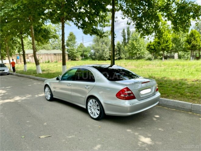 Mercedes E 240 2004, 245,800 km - 2.6 l - Masallı