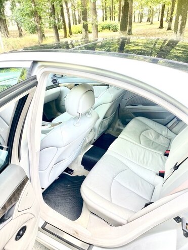 Mercedes E 240 2004, 245,800 km - 2.6 l - Masallı